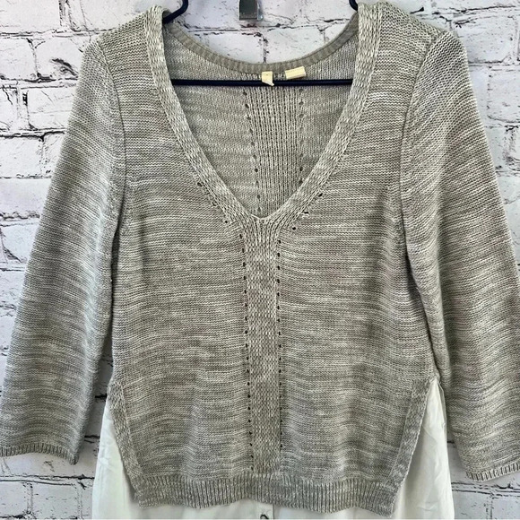 Moth Anthropologie Mixed Media Sweater Blouse Gray and White Size Medium - Picture 3 of 10